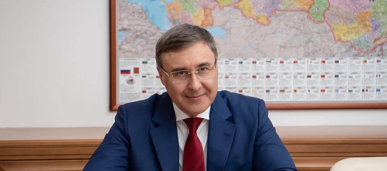 Поздравление с Днем знаний от главы Минобрнауки России Валерия Фалькова
