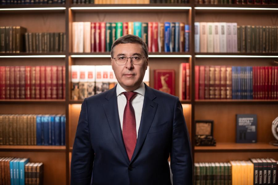 Глава Минобрнауки Валерий Фальков поздравил ученых с Днем российской науки