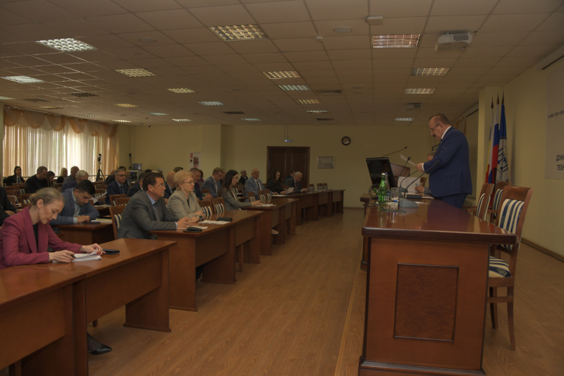 На Совете ректоров вузов Ростовской области обсуждались вопросы развития АПК и деятельности студотрядов