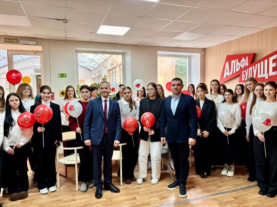 Колледж ДГТУ и «Альфа-Банк» открыли пространство для учебы, отдыха и общения студентов