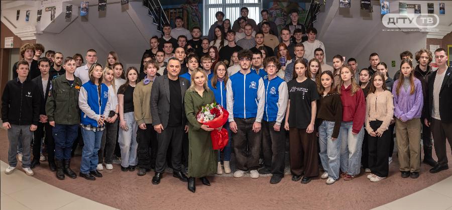 Участница СВО встретилась со студентами ДГТУ