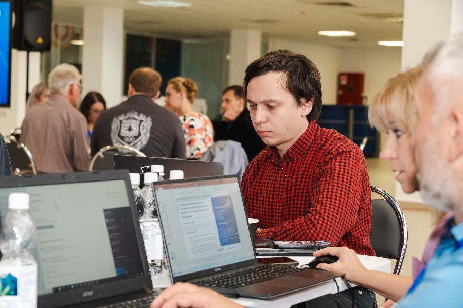 Участники мероприятия-спутника VI Конгресса молодых ученых работают над решениями по развитию Приазовья