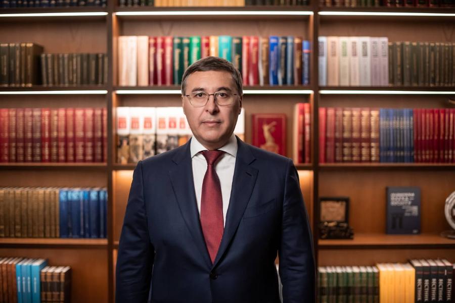 Глава Минобрнауки Валерий Фальков поздравил с Днем российского студенчества
