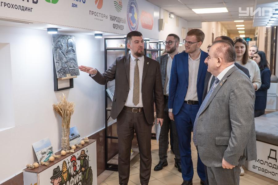 В ДГТУ открылось студенческое пространство «Сила АПК с молодежью села»