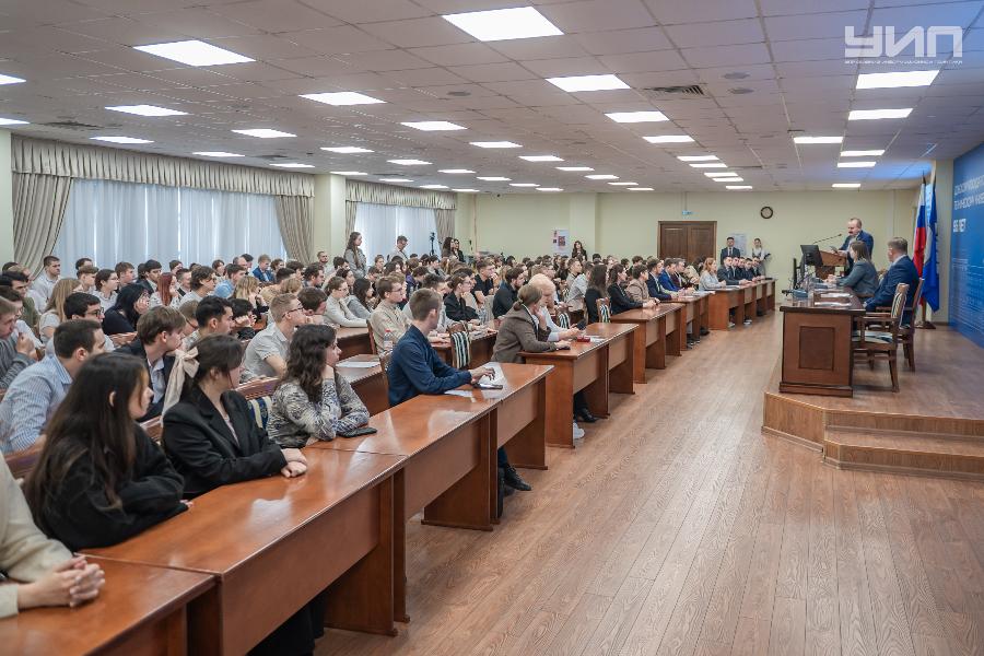 В ДГТУ состоялся юбилейный форум «Молодежь в АПК»