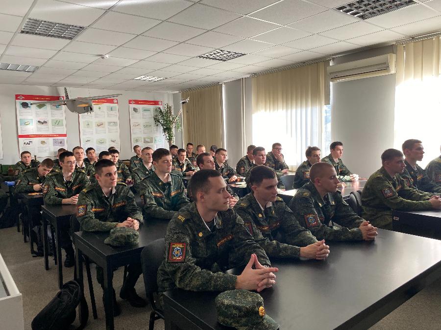 Накануне Дня народного единства ОЦ ДОСААФ провел Уроки Мужества