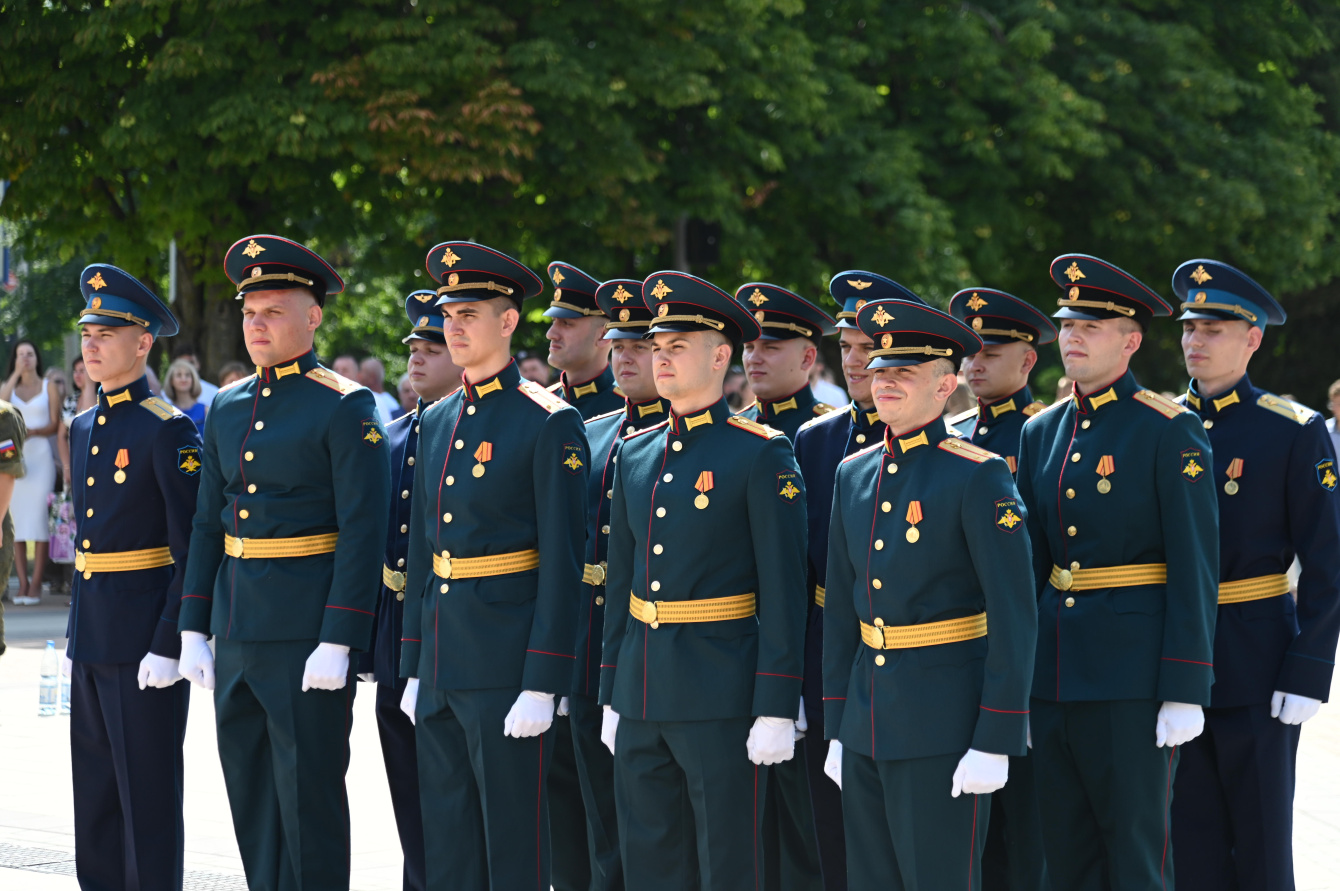В опорном вузе прошел юбилейный выпуск курсантов военного учебного центра 