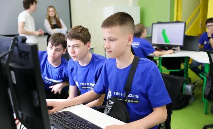 Золото технологий: команда гимназии ДГТУ – среди лучших инженеров России