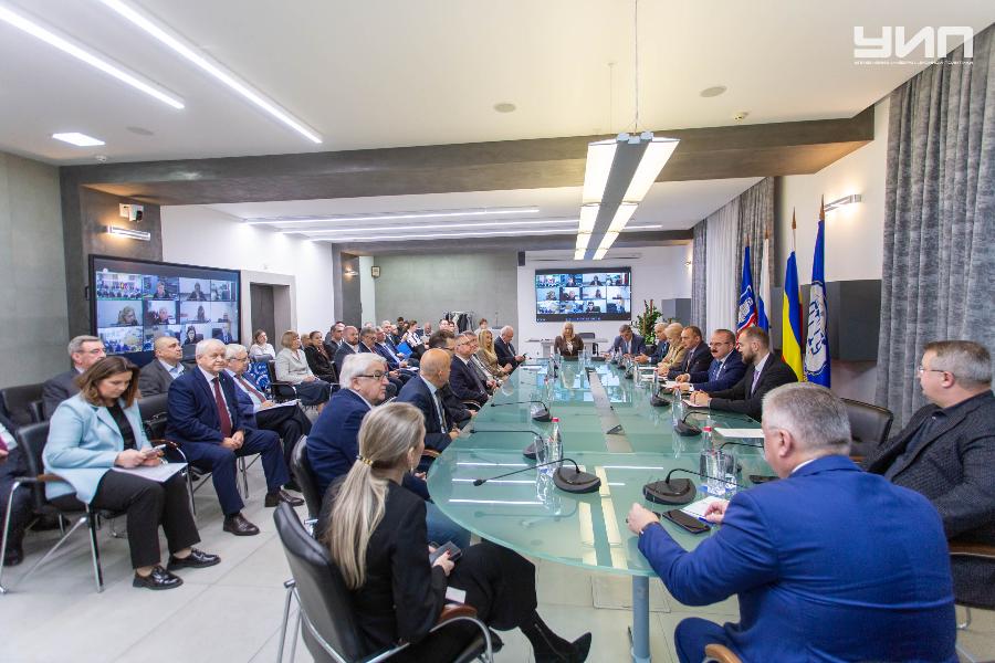 Итоги приемной кампании 2025 обсудили на заседании Совета ректоров вузов региона