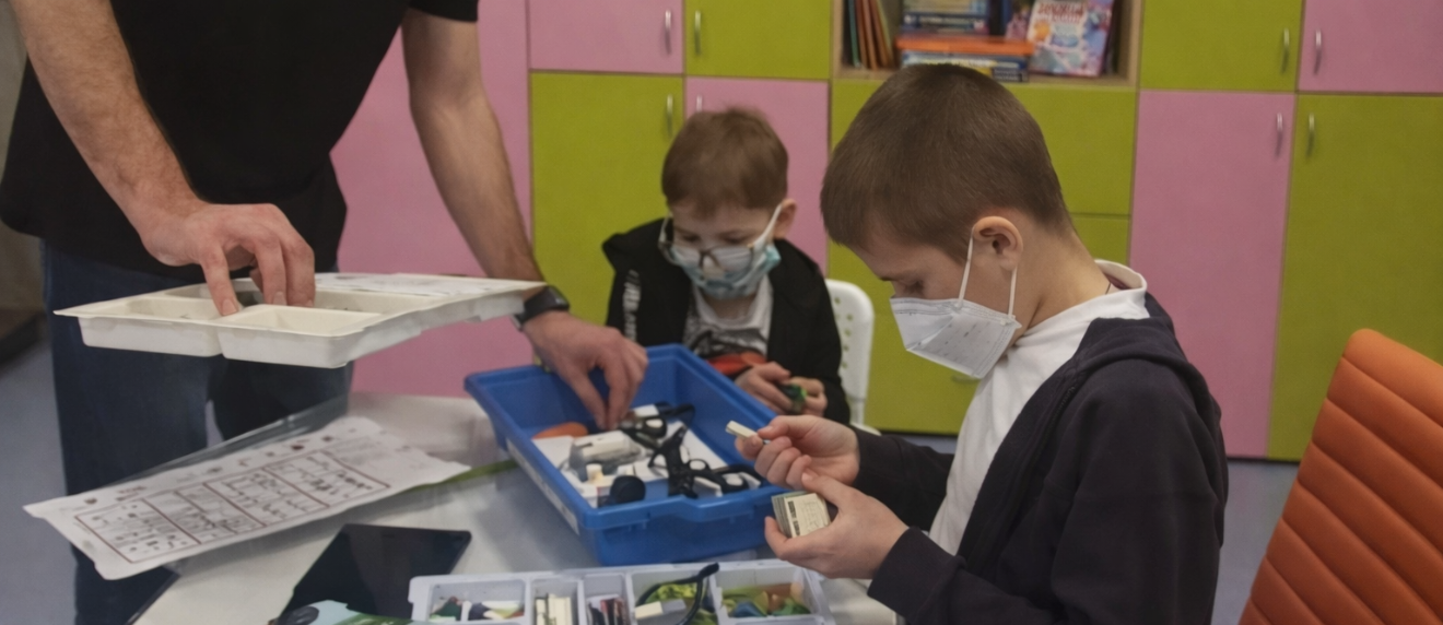 ДГТУ обучает робототехнике детей, проходящих лечение от онкологии