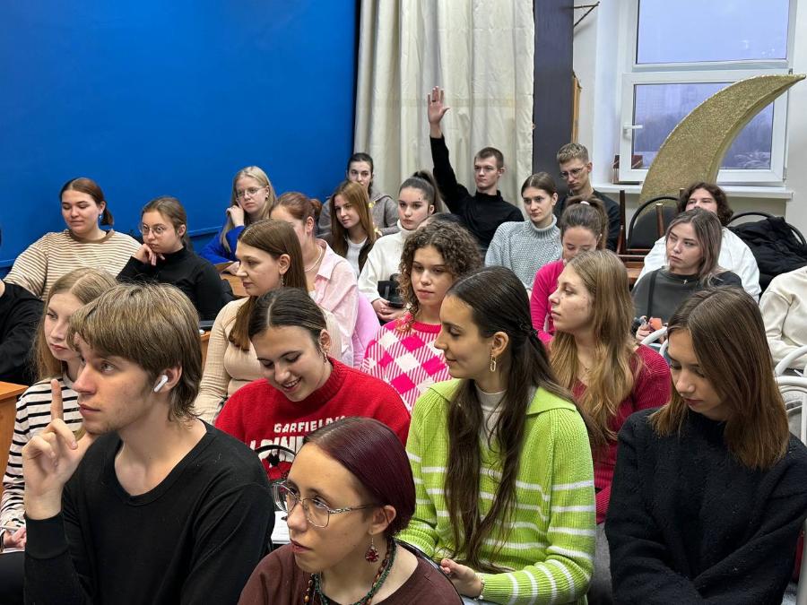 Студенческие отряды проходят обучение по программе «Вожатый»