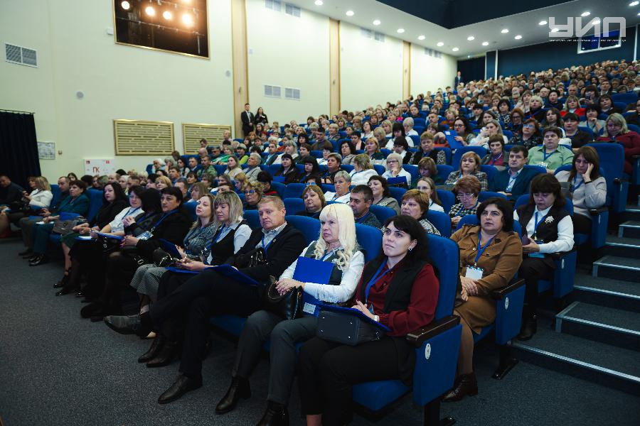 В ДГТУ собрались руководители общеобразовательных организаций ДНР, ЛНР, Запорожской и Херсонской областей 
