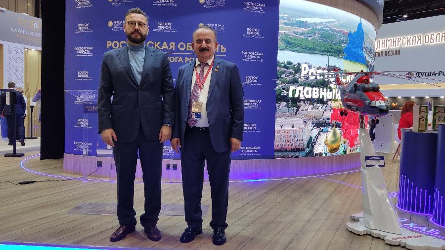 Ректор ДГТУ Бесарион Месхи обсудил сотрудничество  с АСИ на ПМЭФ-2025