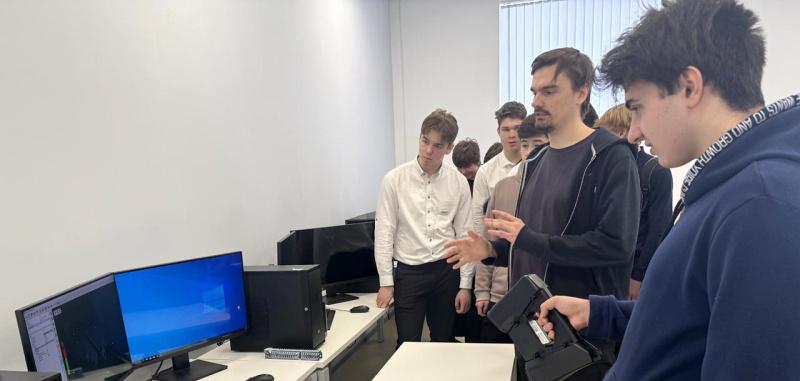 В ДГТУ проходит профориентационный интенсив от ИПМ «Ростсельмаш»